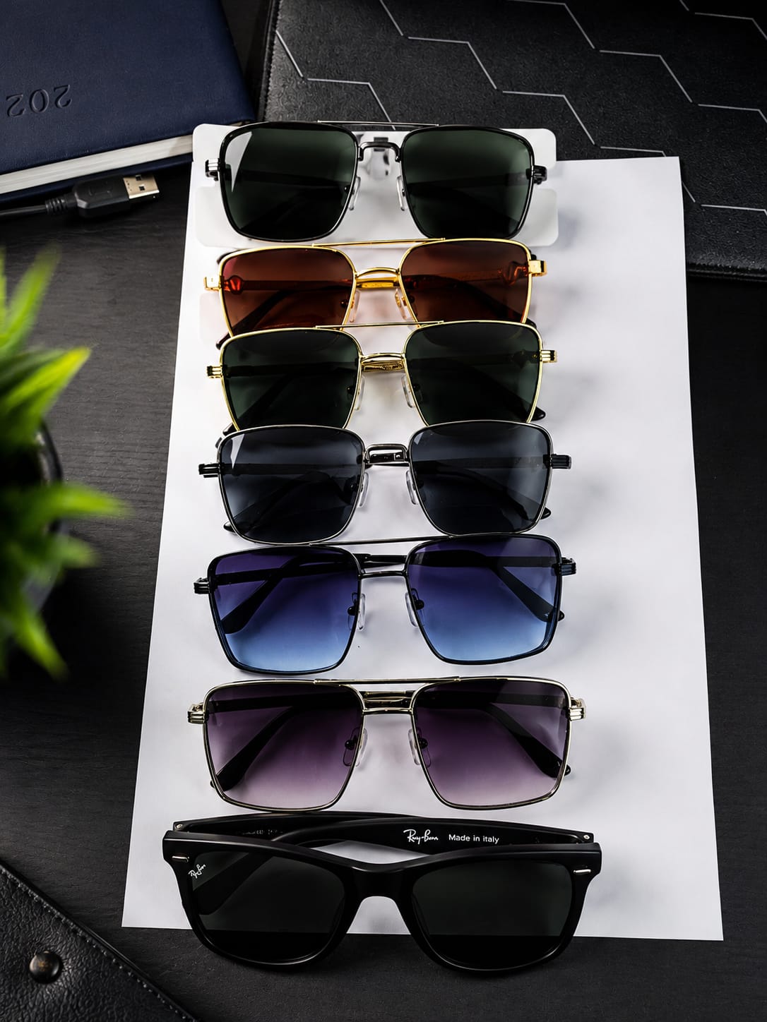 SUNGLASS